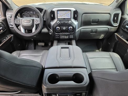 Used 2022 GMC Sierra 1500 SLT w/ SLT Convenience Package AWD/4WD image 10