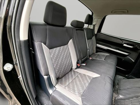 Used 2018 Toyota Tundra SR5 w/ SR5 Upgrade Package image 16