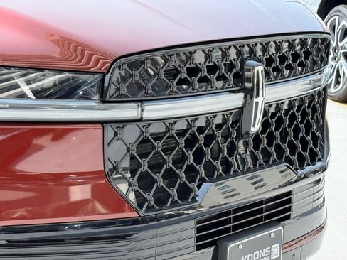 New 2027 Lincoln Navigator L Reserve w/ Jet Appearance Package AWD/4WD image 8