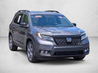 Used 2019 Honda Passport Touring video 3