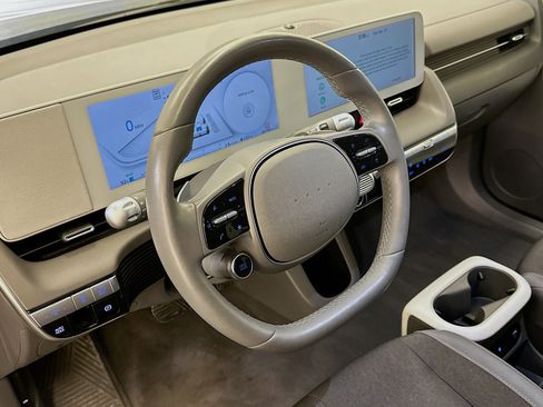 Used 2024 Hyundai Ioniq 5 SEL image 18