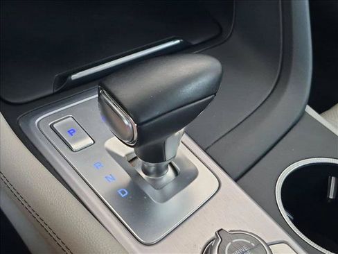 Used 2020 Genesis G70 3.3T RWD image 12
