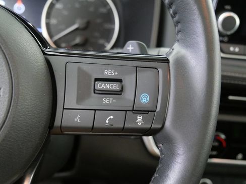 Used 2023 Nissan Rogue SV w/ SV Premium B Package AWD/4WD image 25