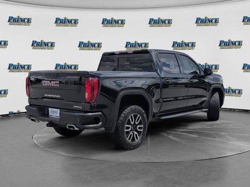Used 2022 GMC Sierra 1500 AT4 w/ AT4 Preferred Package AWD/4WD image 4