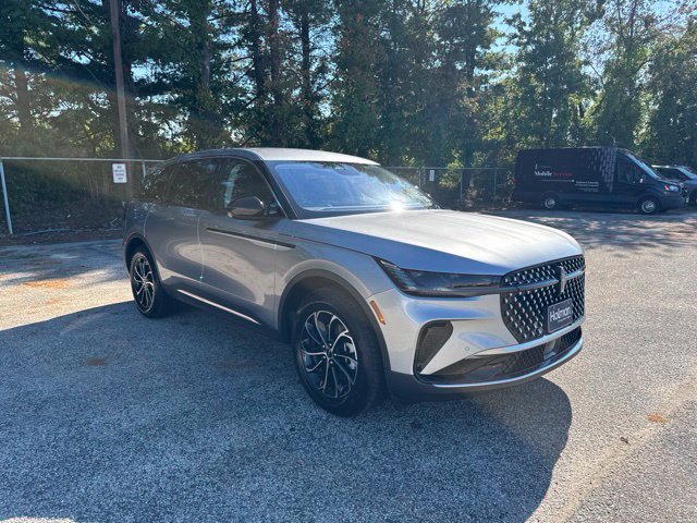 New 2026 Lincoln Nautilus Premier AWD/4WD image 3