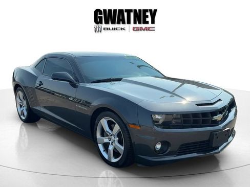 Used 2012 Chevrolet Camaro SS RWD image 3