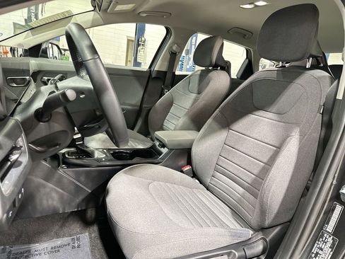 Used 2025 Kia K4 EX image 13