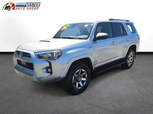 Used 2024 Toyota 4Runner TRD Off-Road image 2