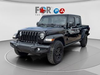 Used 2022 Jeep Gladiator Willys video 1