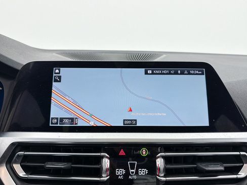 Used 2019 BMW 330i Sedan w/ Convenience Package image 7