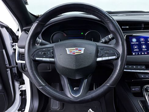Used 2023 Cadillac XT4 Sport w/ LPO, Onyx Lite Package FWD image 29