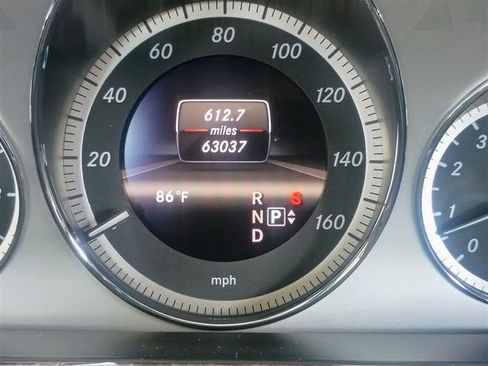 Used 2013 Mercedes-Benz E 350 Sedan image 21