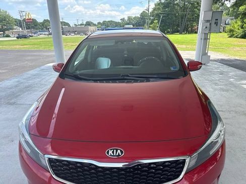 Used 2017 Kia Forte S w/ S Technology Package FWD image 7