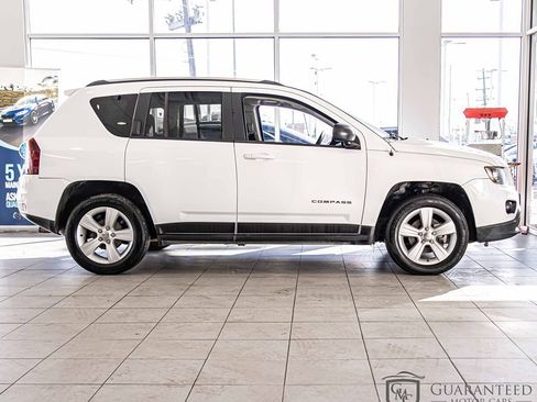 Used 2017 Jeep Compass Sport w/ Power Value Group image 10