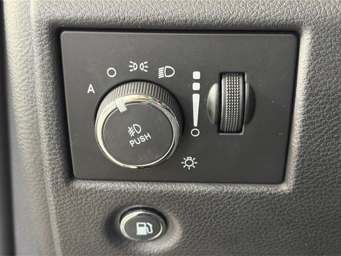 Used 2020 Jeep Grand Cherokee Limited X AWD/4WD image 24