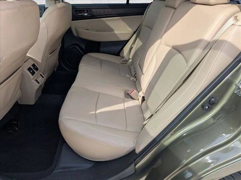 Used 2018 Subaru Outback 2.5i Limited image 16