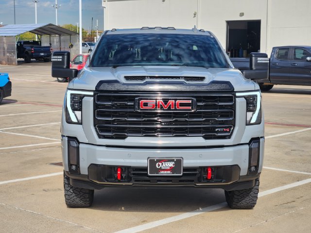 Used 2024 GMC Sierra 2500 AT4 w/ AT4 Premium Plus Package AWD/4WD image 11