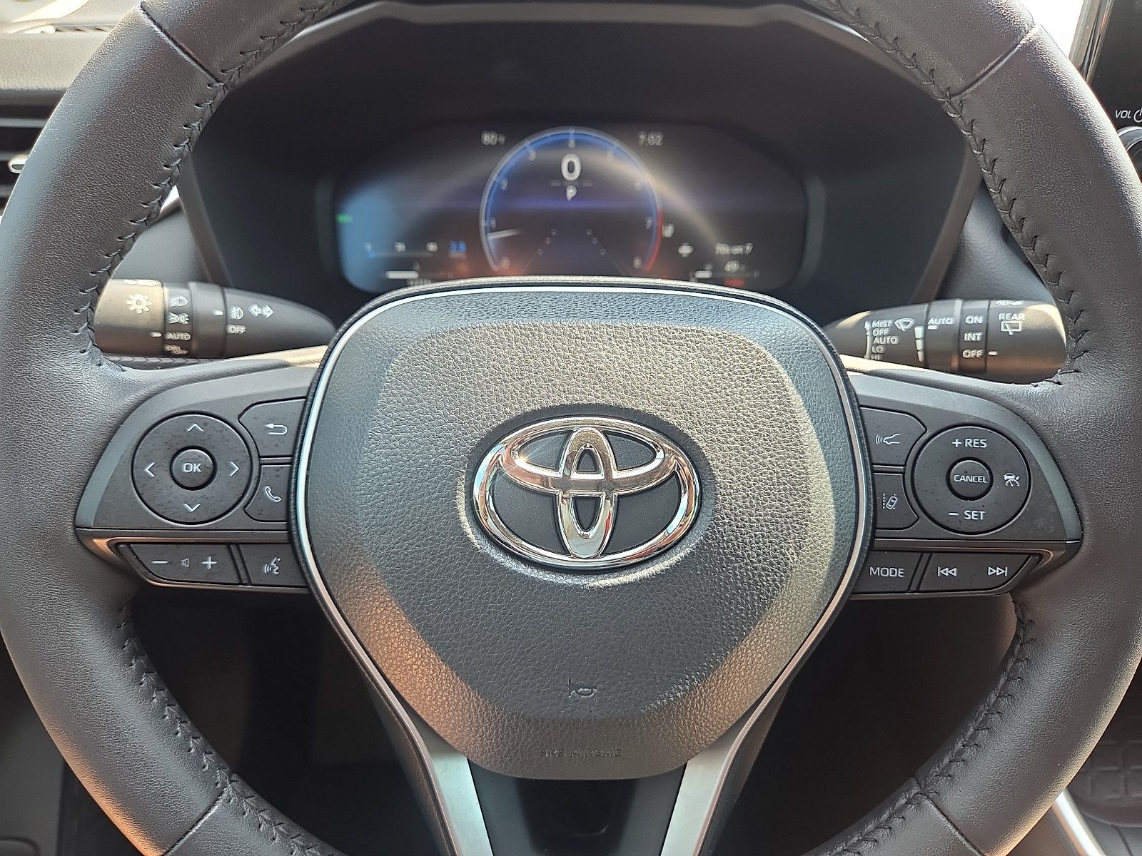 Used 2024 Toyota RAV4 Limited w/ Weather Package AWD/4WD image 24