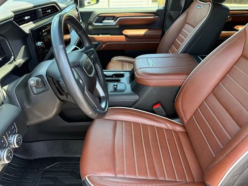 Used 2024 GMC Sierra 2500 Denali Ultimate AWD/4WD image 19