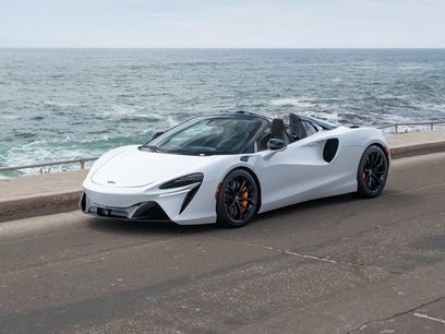 Used 2025 McLaren Artura Spider