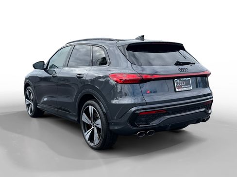 Used 2025 Audi SQ5 Prestige AWD/4WD image 3