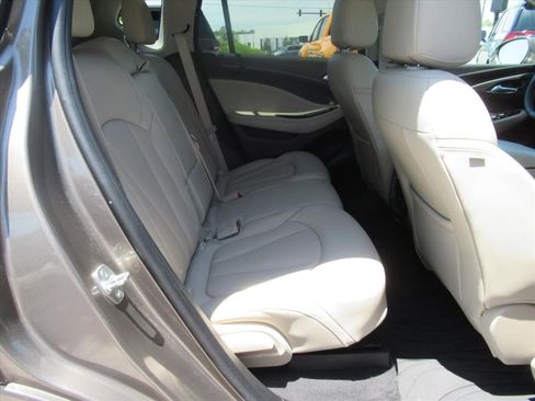 Used 2019 Buick Envision Essence FWD image 28