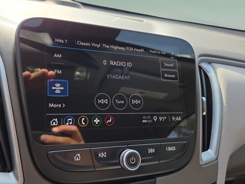 Used 2024 Chevrolet Malibu LT FWD image 18