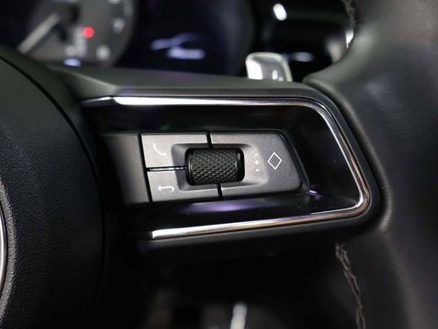 Used 2025 Porsche Macan image 47