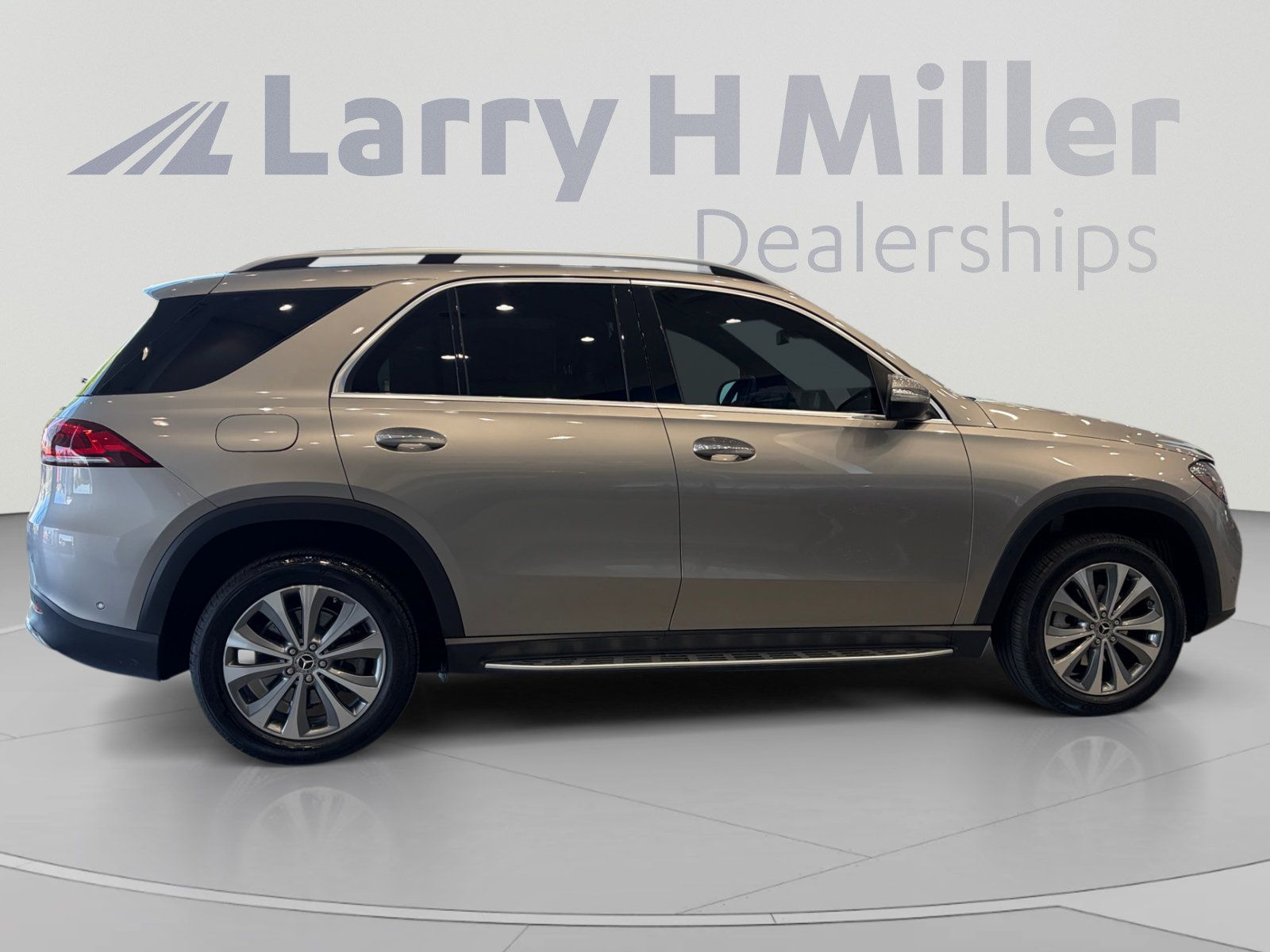 Used 2020 Mercedes-Benz GLE 350 4MATIC image 6