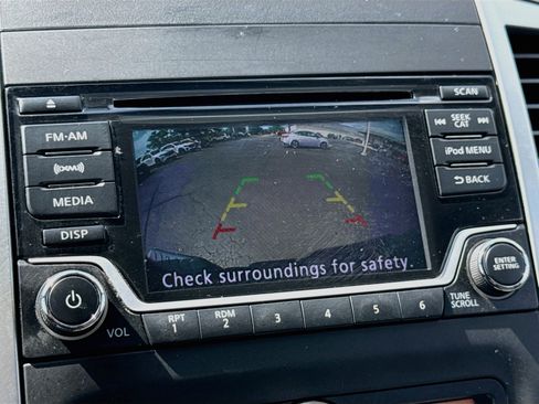 Used 2018 Nissan Frontier SV w/ Value Truck Package AWD/4WD image 17