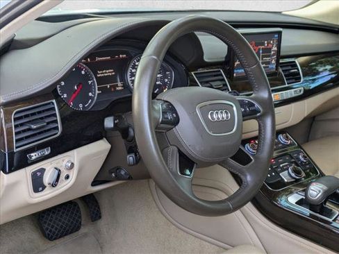 Used 2016 Audi A8 L 4.0T image 3