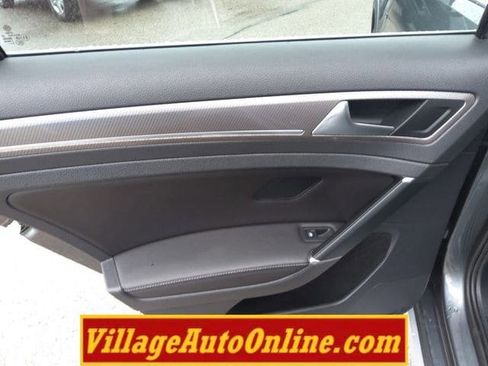 Used 2017 Volkswagen Golf Alltrack SE image 29