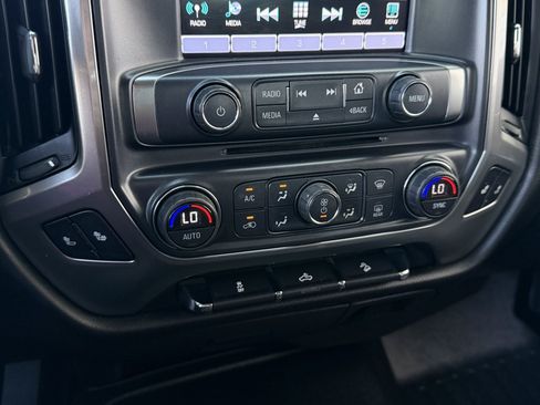 Used 2018 Chevrolet Silverado 1500 LT w/ Rally 2 Edition AWD/4WD image 21