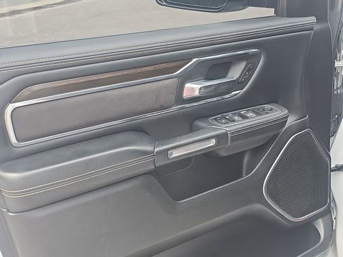 Used 2022 RAM 1500 Laramie AWD/4WD image 13
