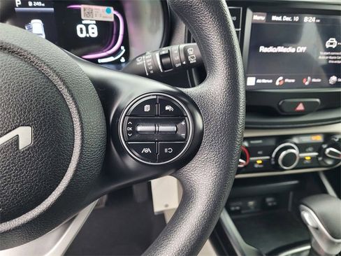 Used 2023 Kia Soul LX w/ LX Technology Package image 20