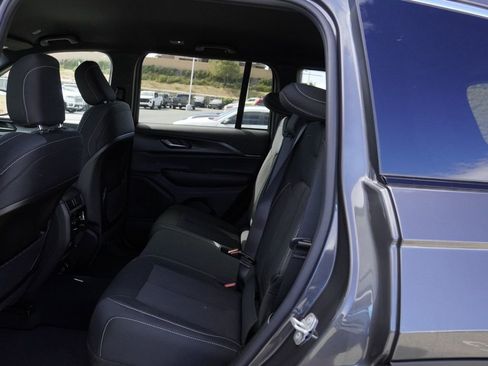 New 2026 Jeep Grand Cherokee Laredo RWD image 21