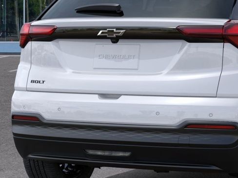 New 2027 Chevrolet Bolt LT w/ Comfort Package FWD image 14