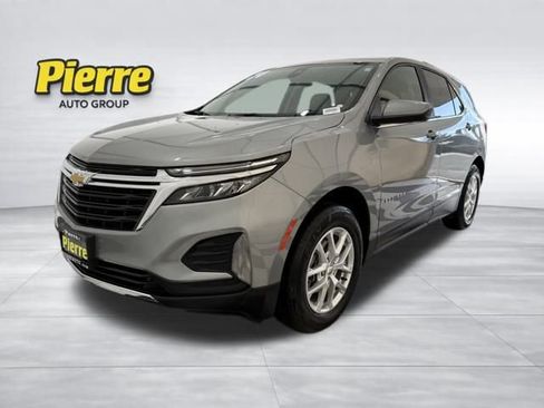 Used 2024 Chevrolet Equinox LT image 1