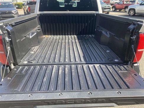 Used 2024 Toyota Tacoma SR image 9