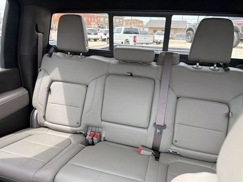 Used 2022 Chevrolet Silverado 2500 LTZ w/ LTZ Texas Edition AWD/4WD image 50