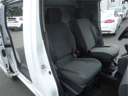 Used 2021 Nissan NV200 S FWD image 17