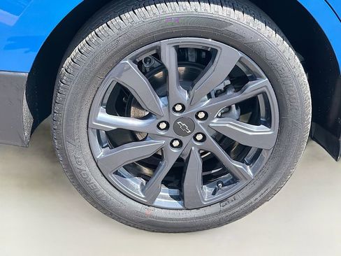 Used 2024 Chevrolet Equinox RS w/ RS Leather Package FWD image 10