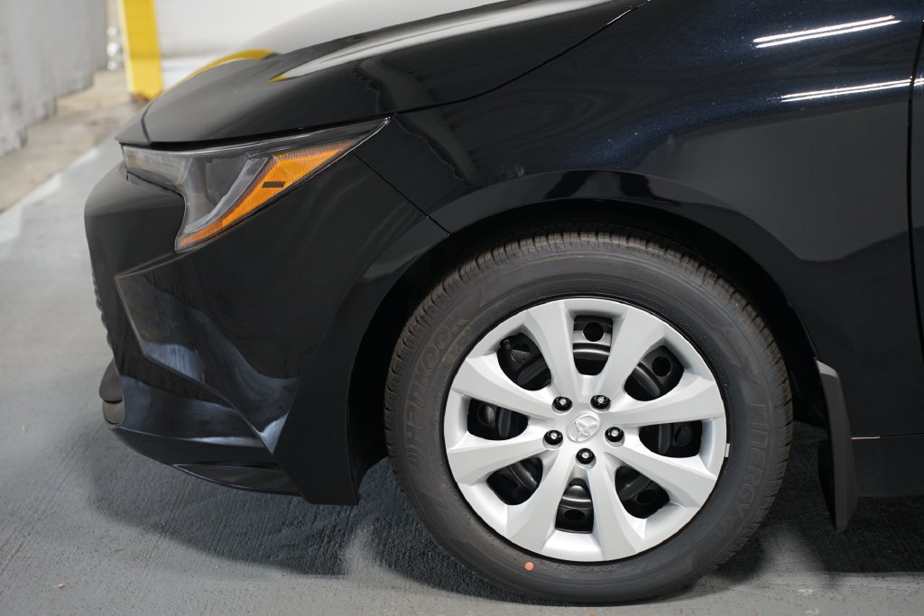 New 2027 Toyota Corolla LE FWD image 5