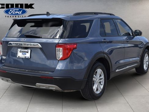 Used 2021 Ford Explorer XLT w/ Equipment Group 202A RWD image 3