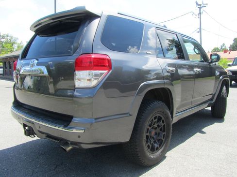 Used 2011 Toyota 4Runner SR5 AWD/4WD image 9