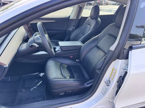Used 2021 Tesla Model 3 Standard Range Plus RWD image 18