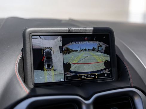 Used 2019 Aston Martin V8 Vantage Coupe RWD image 30