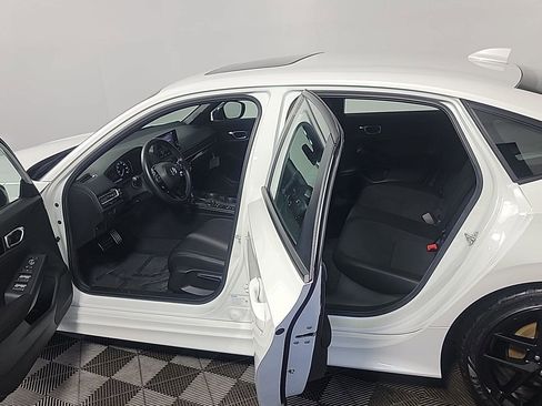 Certified 2025 Honda Civic Sport Touring image 16