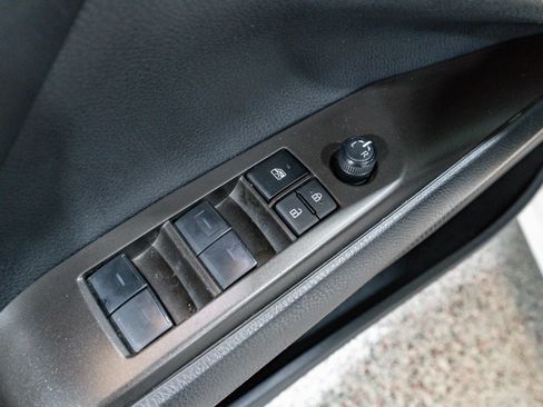 Used 2024 Toyota Camry SE image 14