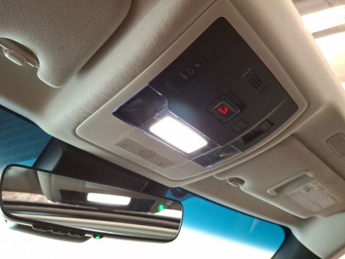 Used 2022 Lexus ES 350 w/ Premium Package image 28